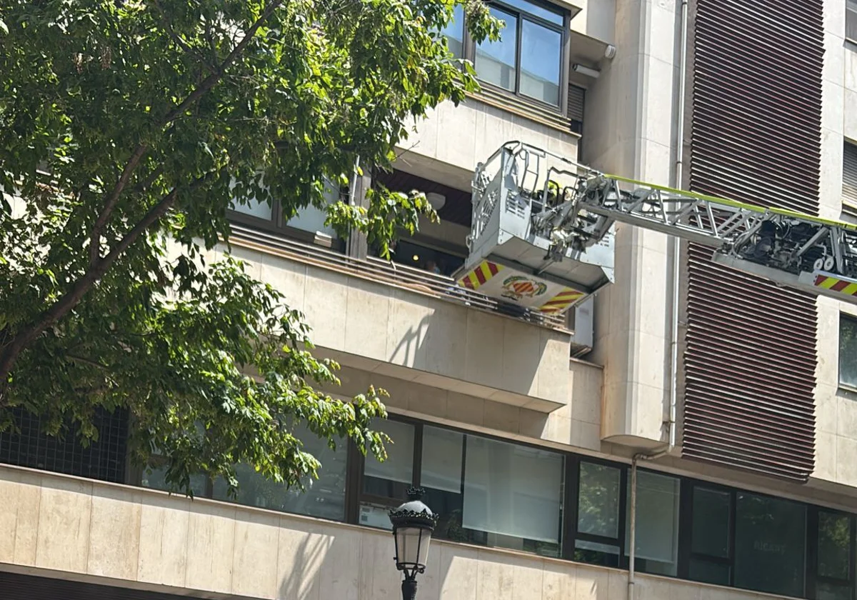 El incendio que encendió todas las alarmas: caos en Artes Gráficas por una campana extractora