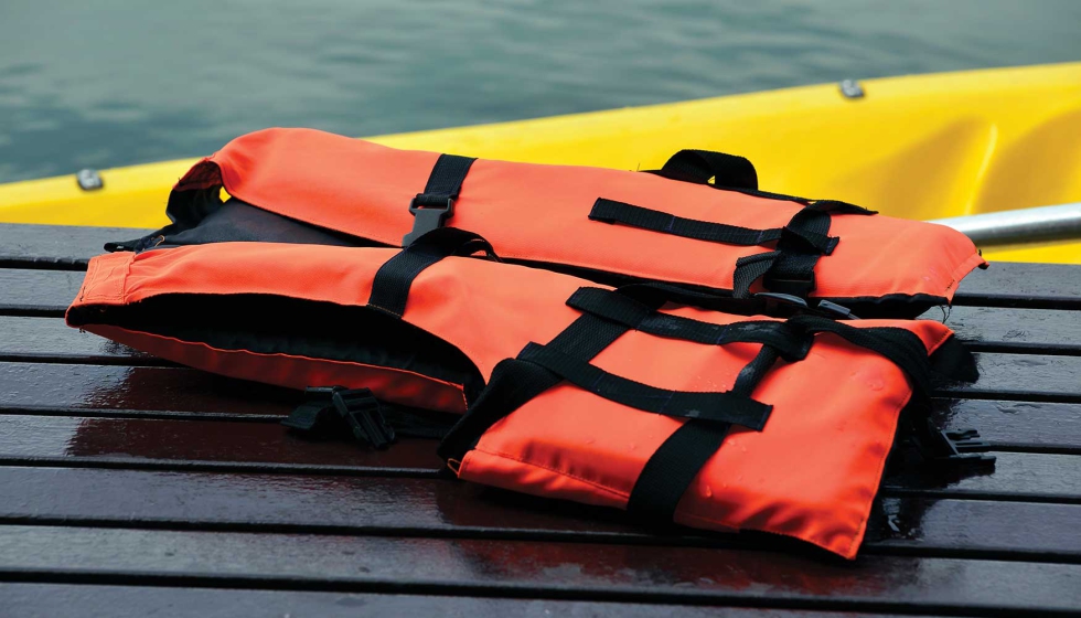 Seguridad a bordo: elementos clave en la náutica recreativa