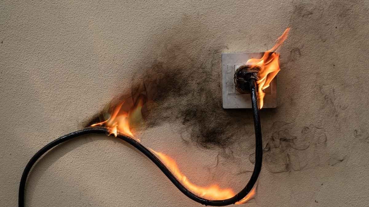Electrodomésticos que debes desenchufar para evitar incendios