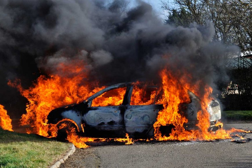 Incendios en autos eléctricos e híbridos