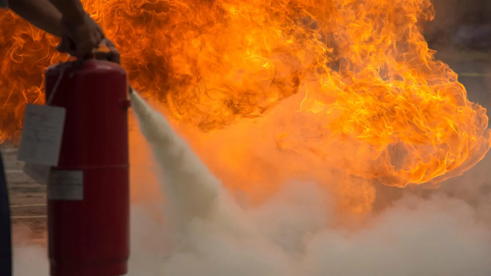 Incendio en una vivienda de Poio (Pontevedra) moviliza los servicios de emergencia