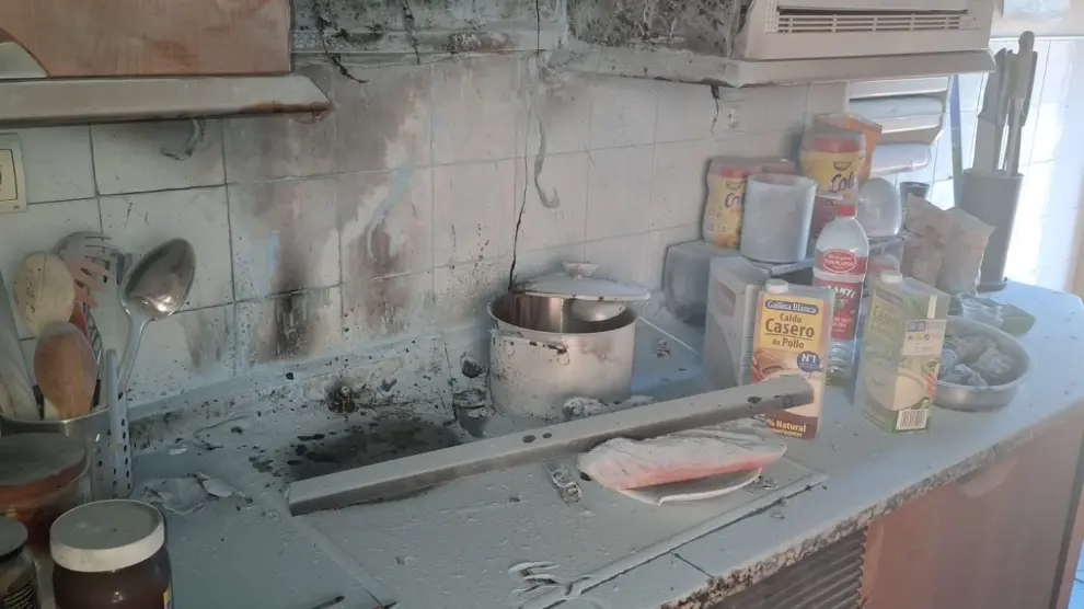 Incendio en una vivienda de Huesca: un descuido en la cocina termina en un gran susto